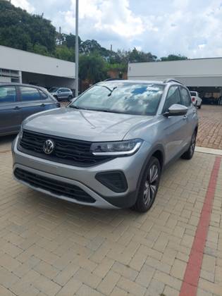 VOLKSWAGEN T-CROSS 1.0 200 TSI TOTAL FLEX AUTOMÁTICO VOLKSWAGEN T-CROSS 1.0 200 TSI TOTAL FLEX AUTOMÁTICO
